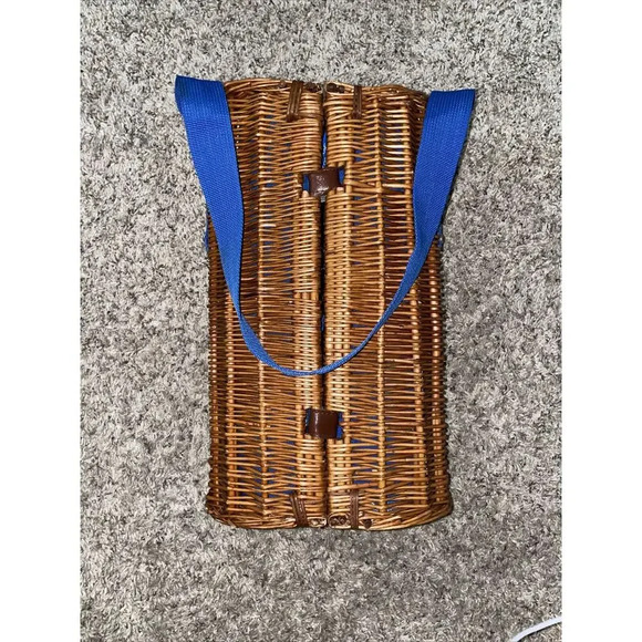 Grey Goose Wicker Basket Carrier for Glasses & Bottle 2‎ Glasses /Drink Stirrers - Picture 2 of 4